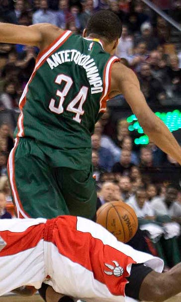 Bucks snap six-game losing streak in series with win in Toronto